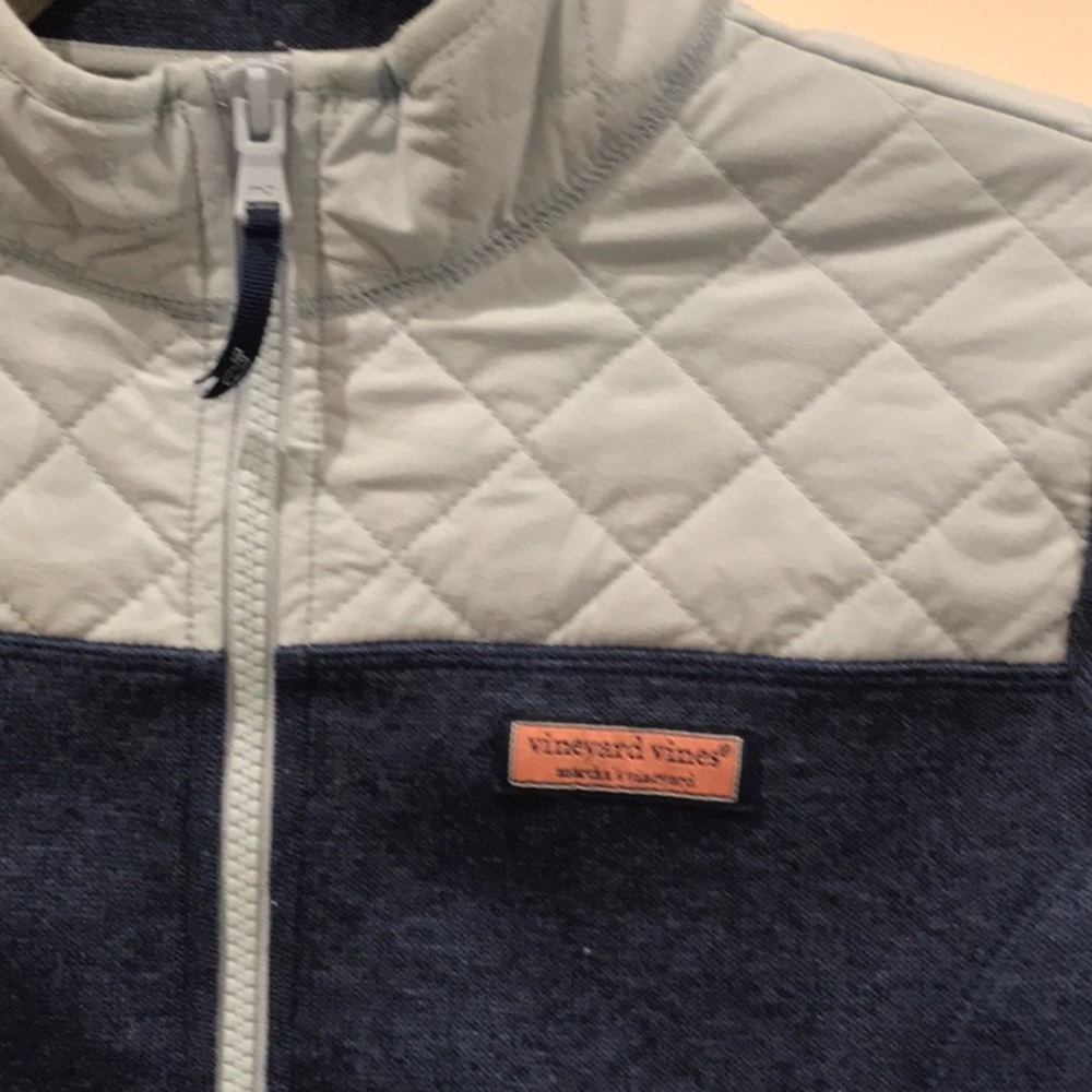 Vineyard Vines Jacket - Picture 2 of 7